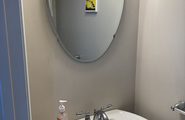 304 Susan Circle Gallery 2