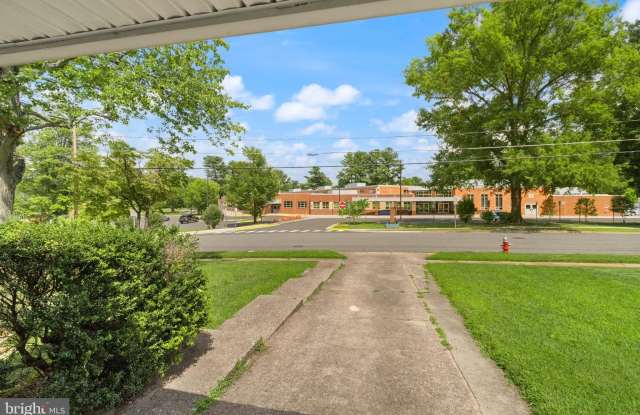 5412 NUTTING Drive Gallery 2