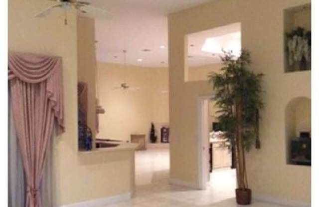 5879 Southwest 178th Avenue Gallery 4