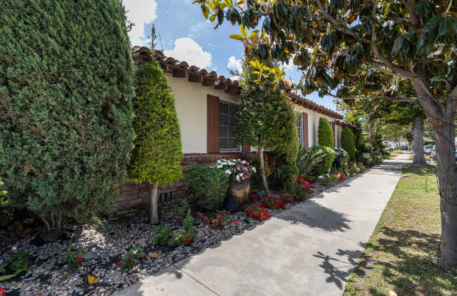 3940 Hubert Avenue photos photos