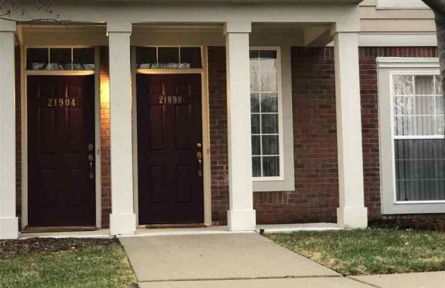 21904 Hartford Way - 21904 Hartford Way, Macomb County, MI 48042