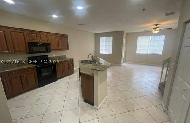 2004 Marsh Harbor Dr Gallery 4