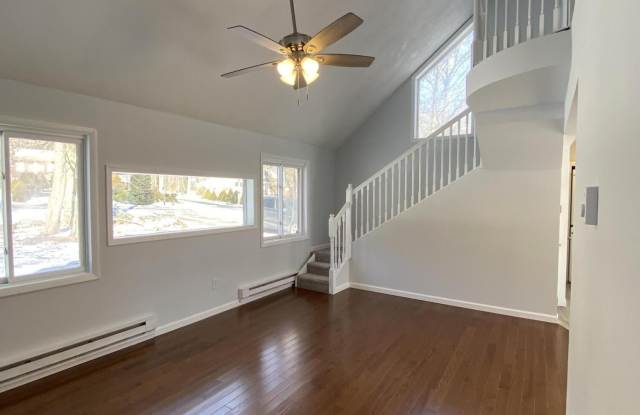 994 Country Place Drive Gallery 4
