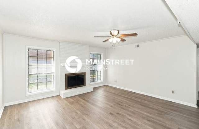 5747 Northland Drive Gallery 3