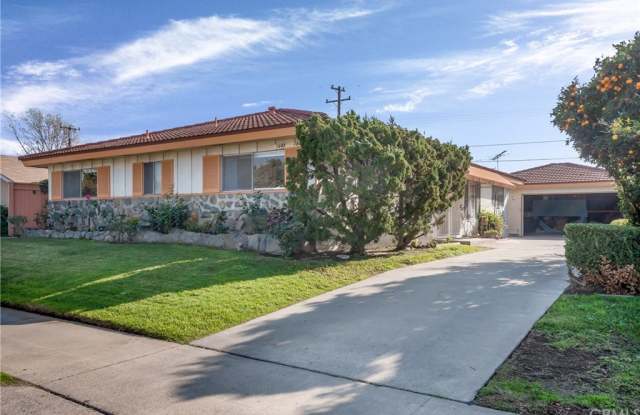 1842 E Lomita - 1842 East Lomita Avenue, Orange, CA 92867
