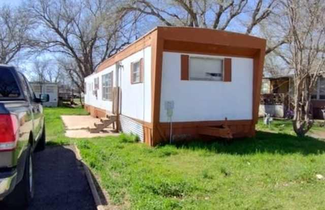 209 S Ave B photos photos