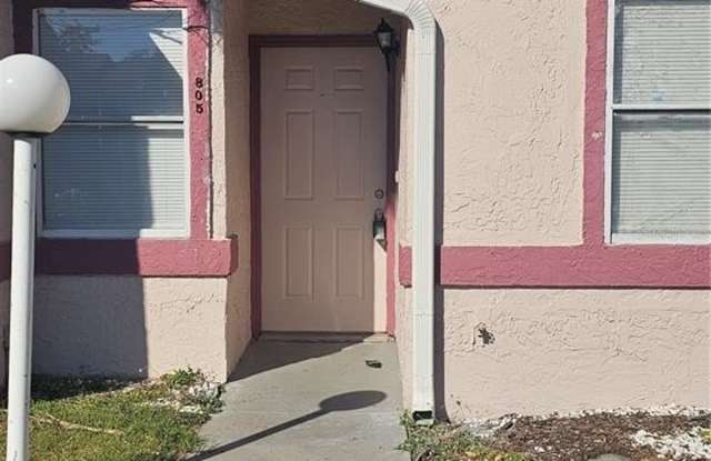 805 VICTORIA BOULEVARD photos photos