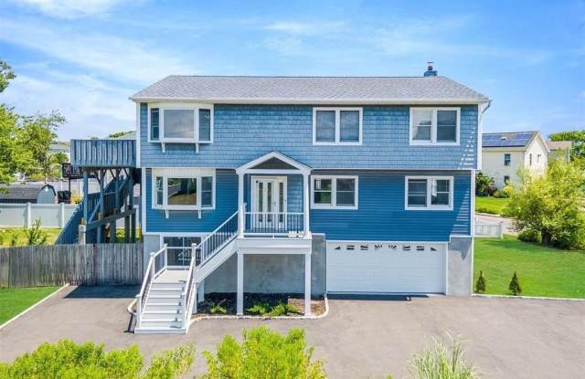 7 Riverdale Avenue - 7 Riverdale Avenue, East Massapequa, NY 11758