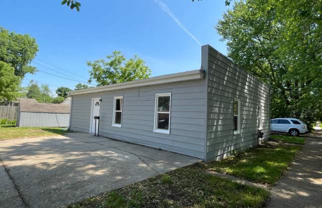 Updated 3 Bedroom 2 Bath Home-Located in Boone, IA photos photos
