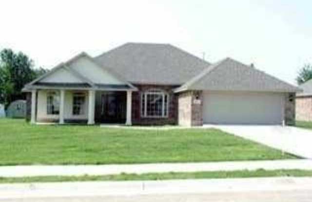 4191 Ravenwood - 4191 Ravenwood Lane, Springdale, AR 72762