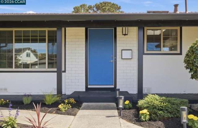 824 Coral Dr Gallery 2