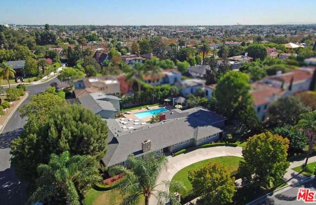 112 FREMONT Place Gallery 3