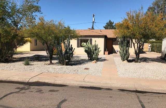 1110 W GLENROSA Avenue Gallery 2