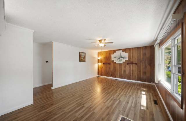 114 McCabe Drive Gallery 3