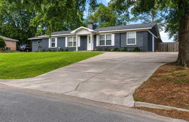 46 Dogwood St. photos photos