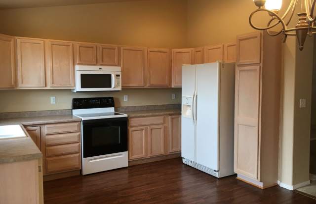 17055 Mountain Lake Drive Gallery 4
