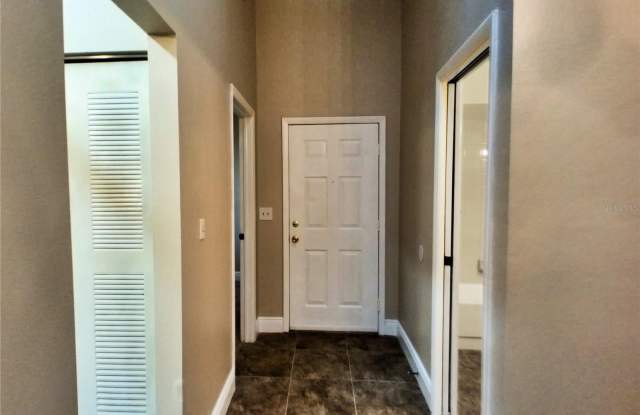 11746 SPRING TREE LANE Gallery 3