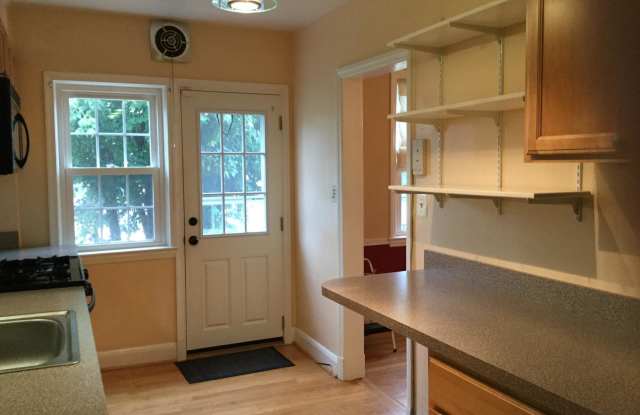 402 OVERBROOK ROAD Gallery 4