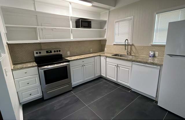 834 SW 11TH ST - C photos photos