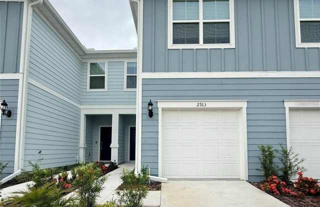 2763 FETCHING TRAIL photos photos