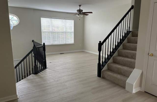 1310 SAUNDERS Drive Gallery 3