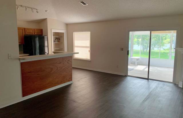 2550 COACHMAN LAKES DR Gallery 4