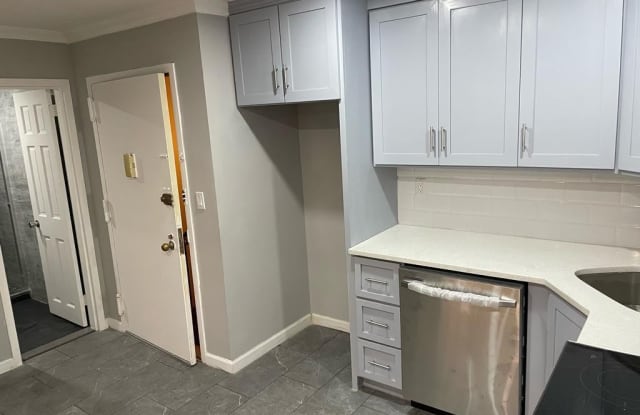 10807 Seaview Avenue - 10807 Seaview Avenue, Brooklyn, NY 11236