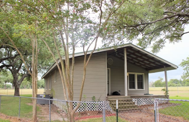 12250 McCrocklin - 12250 McCrocklin Road, Washington County, TX 77833