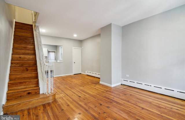 1547 S NEWKIRK Street Gallery 2