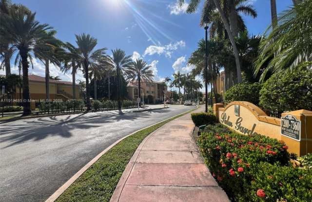 7340 NW 114th Ave photos photos