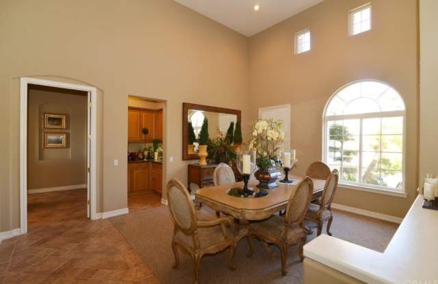 2502 N San Miguel Drive Gallery 3