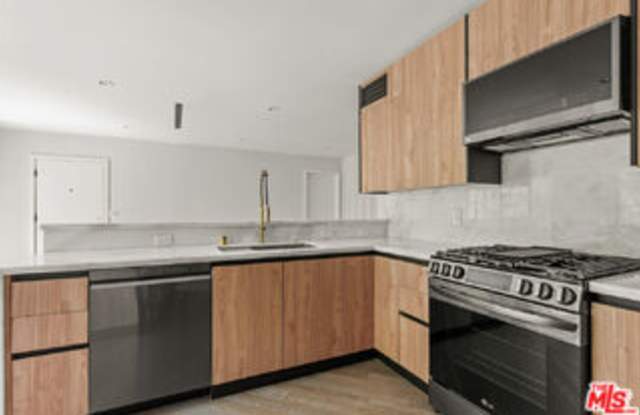 1450 South Crescent Heights Boulevard Gallery 3
