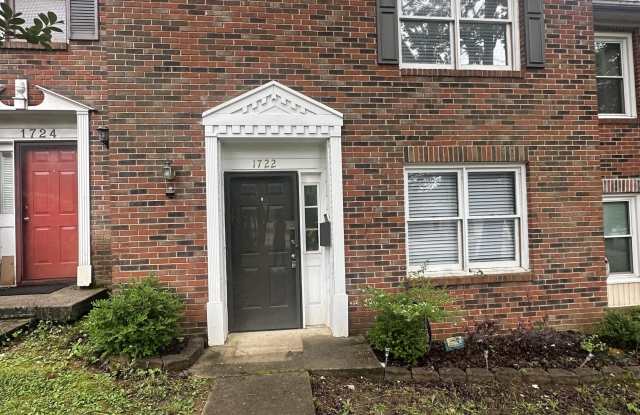 1722 Ward Avenue Northeast - 1 photos photos 1722 Ward Avenue Northeast - 1 photos photos