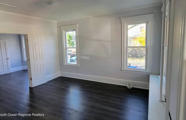 914 5th Avenue photos photos