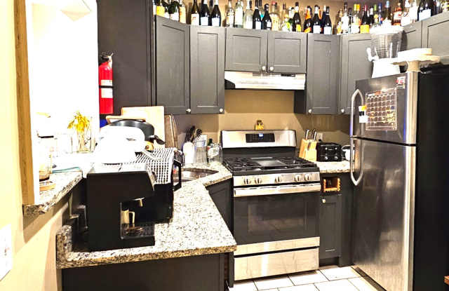 $500 Rebate Upon Closing! Luxury Apt. Near BU Campus. Ht/HW Included. photos photos