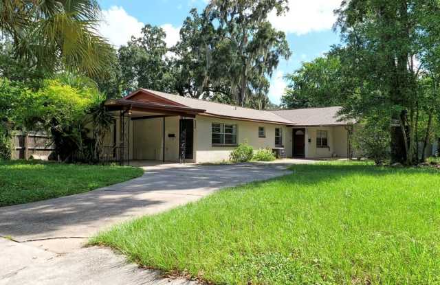 Duplex in Colonialtown Gallery 1