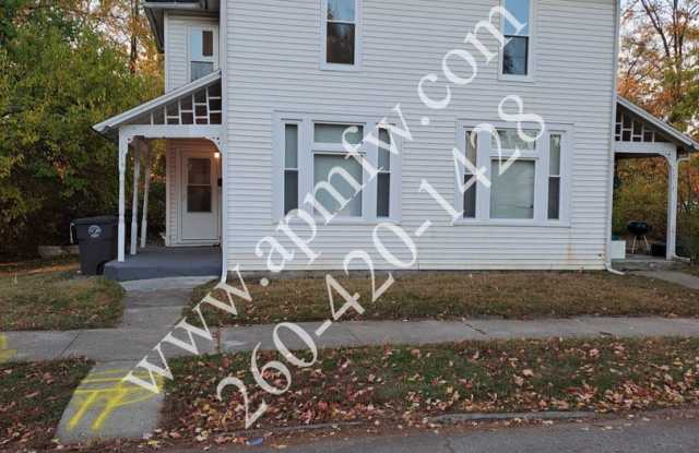2 BR Townhouse Near University of Saint Francis photos photos