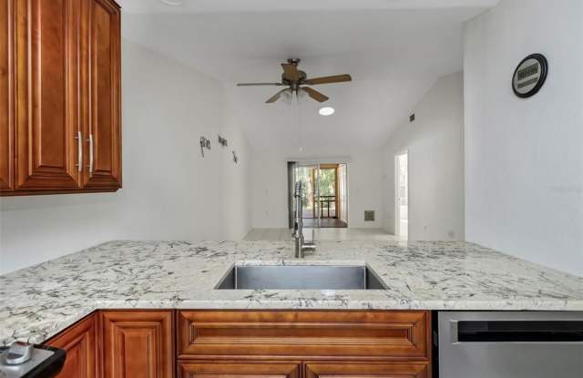 389 ESTERO COURT Gallery 4