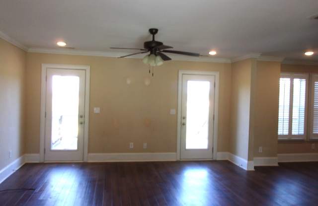 Beautiful Brick Ranch Home on a Large Lot Gallery 3