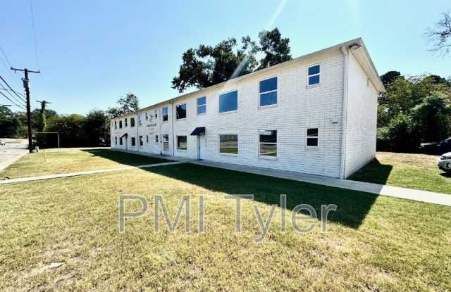 1816 West Oakwood Street photos photos