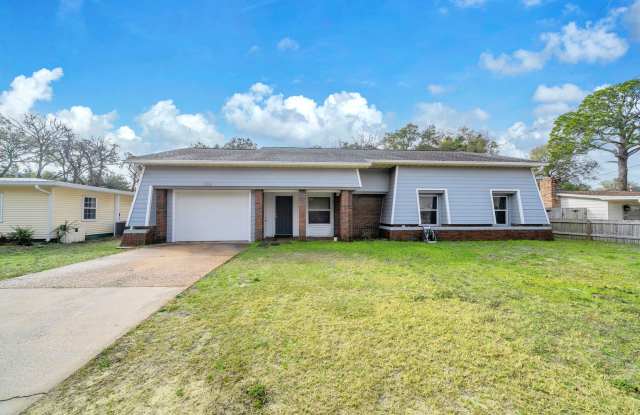 Astounding 4 Bedroom House for Rent! Gallery 4
