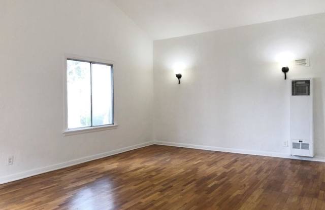 356 ORANGE GROVE AVE Gallery 2