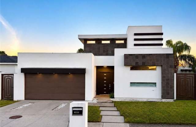 2600 Sonora Avenue Gallery 2