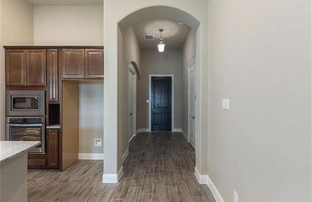 5121 Ember Place Gallery 4