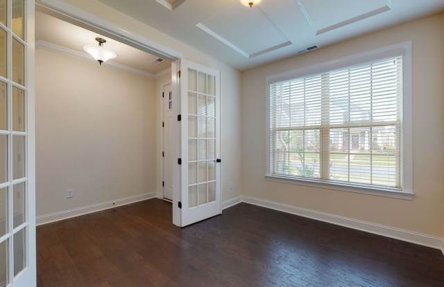 Rea Farms - Waverly Place- Like New Single-Family Home-Fenced in backyard! Gallery 3