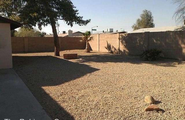1828 W Kristal Way - 1828 West Kristal Way, Phoenix, AZ 85027