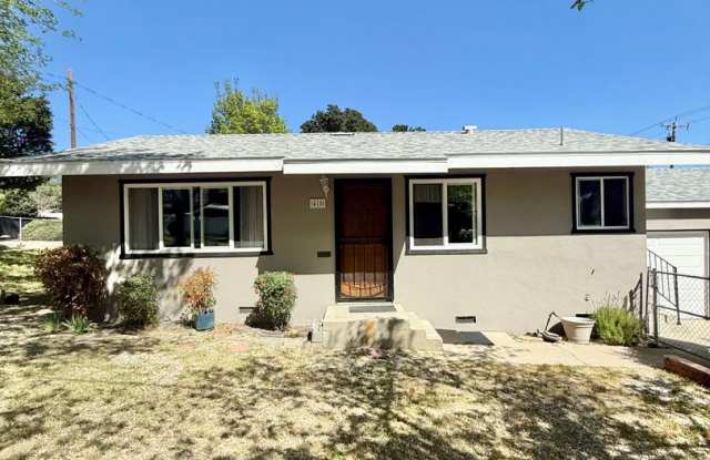 COMING SOON!! 2 BEDROOM 1 BATH HOME NEAR DOWNTOWN PASO ROBLES!!!! photos photos