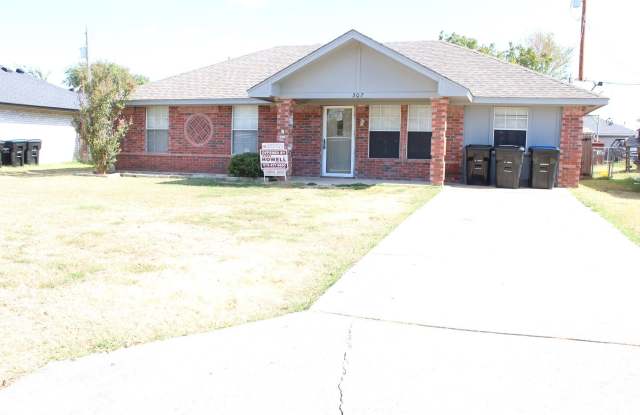 307 Briar Creek Drive Gallery 2