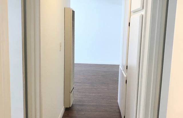 16132 Parkside Ln Gallery 4