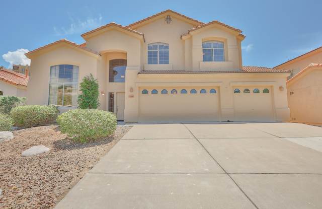 4 Bedroom 2.5 Bathroom photos photos